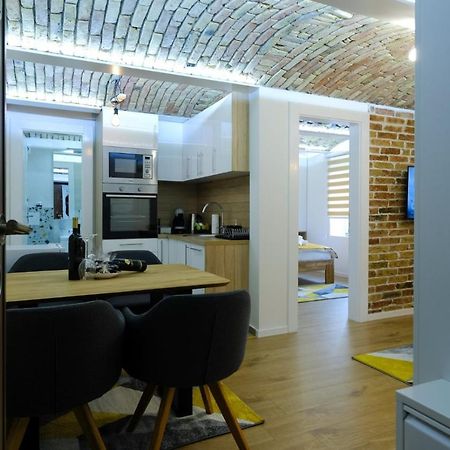 All Seasons Apartments Sarajevo With Free Parking Exterior photo